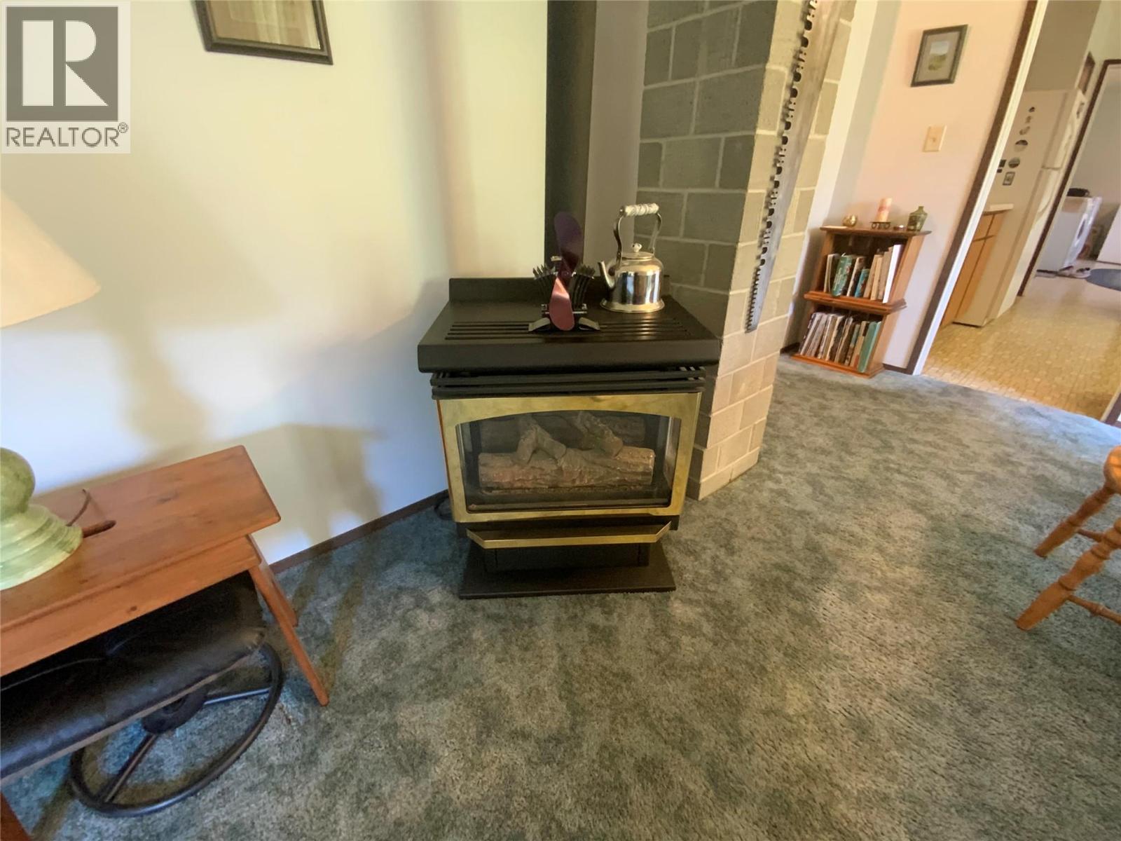 2116 Main Street, Cawston