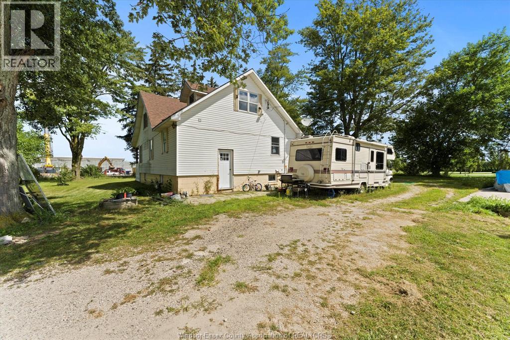 Photo 27 of 528 Mersea Road 8, Leamington ON