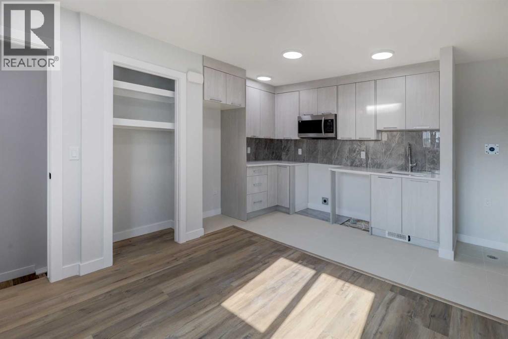 Single Family House for Sale in   Avenue SW Richmond Calgary 