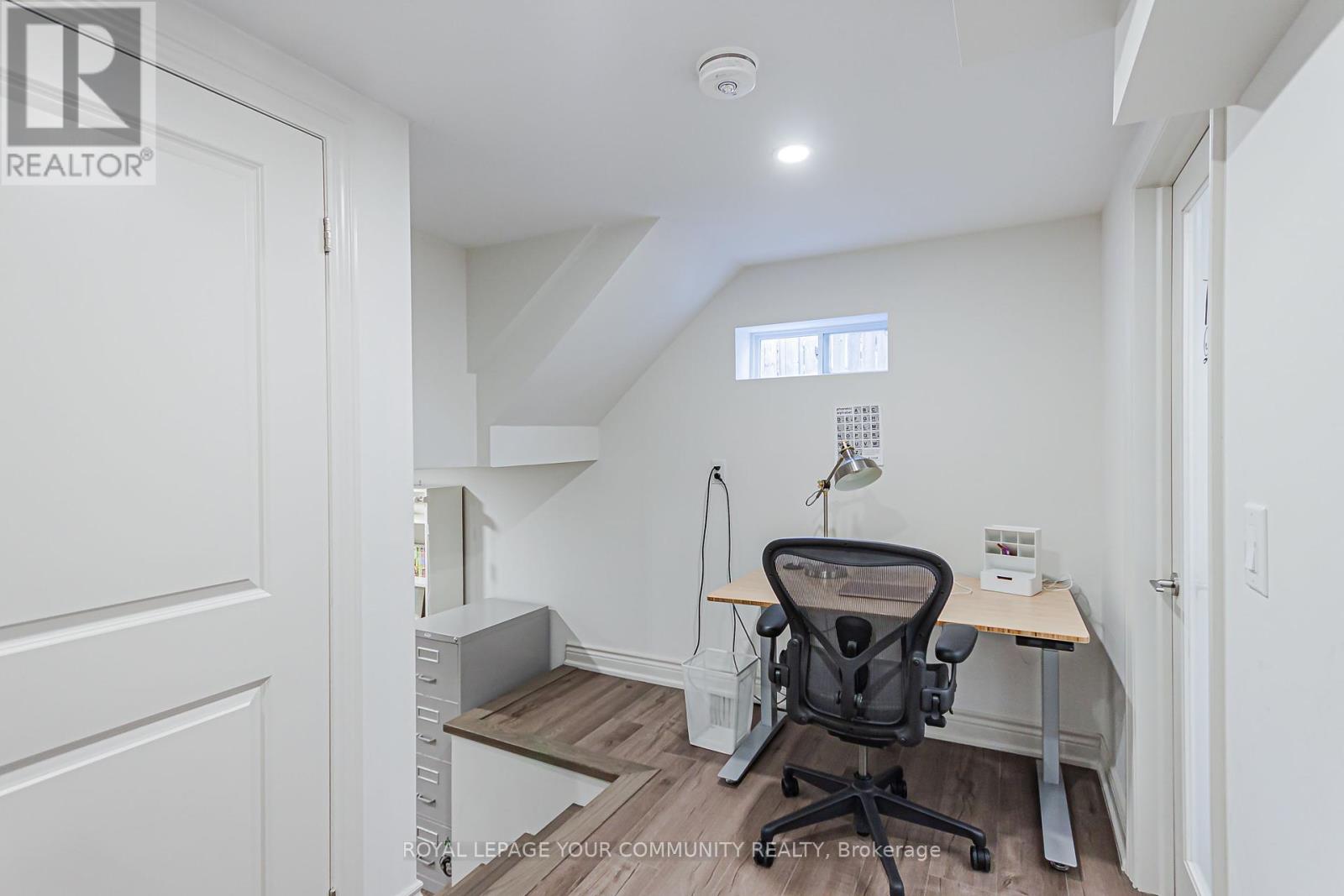 Photo 5 of 2903 Salerno Crescent, Mississauga ON