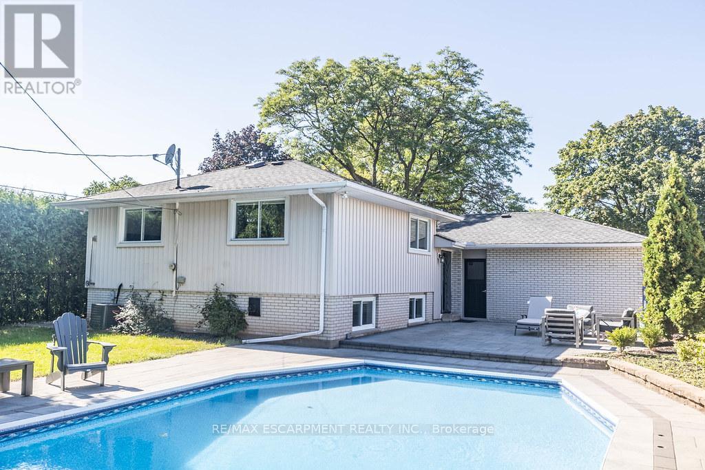 Photo 36 of 5170 Tamarac Drive, Burlington ON