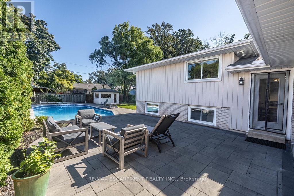 Photo 35 of 5170 Tamarac Drive, Burlington ON