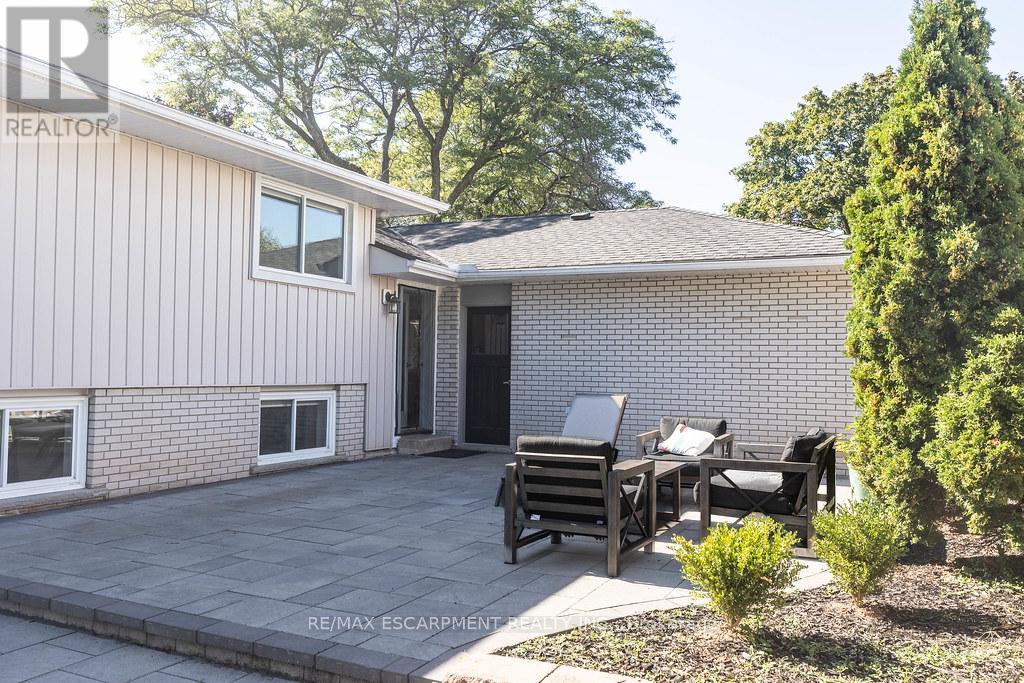 Photo 38 of 5170 Tamarac Drive, Burlington ON