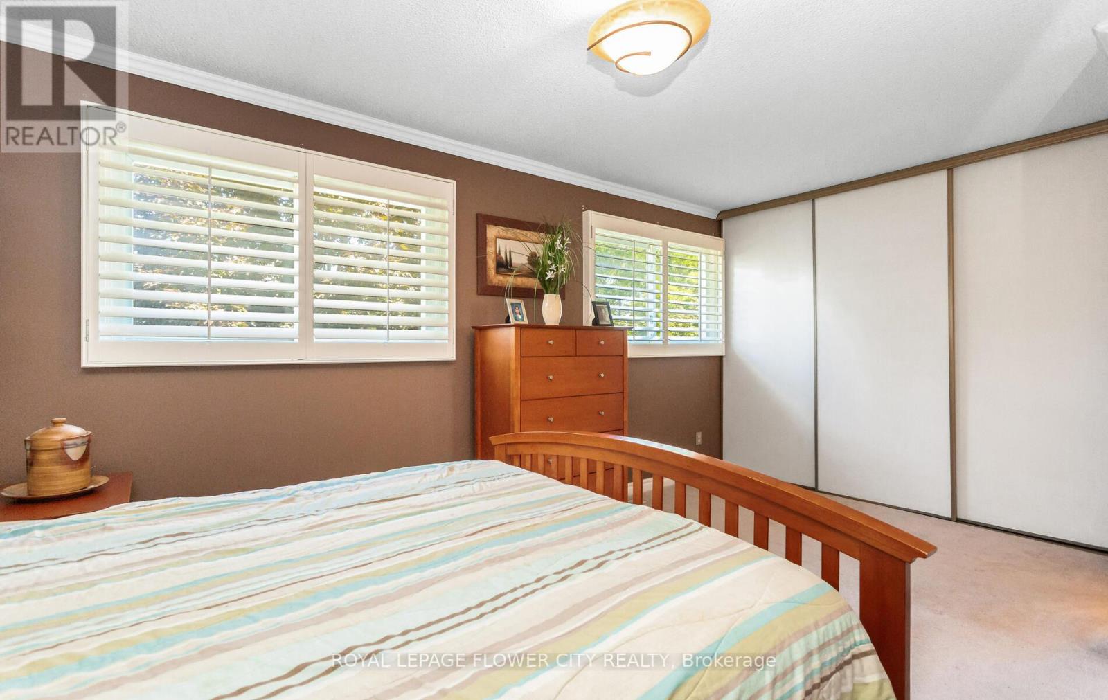 Photo 28 of 41 Chipstead Avenue, Brampton ON
