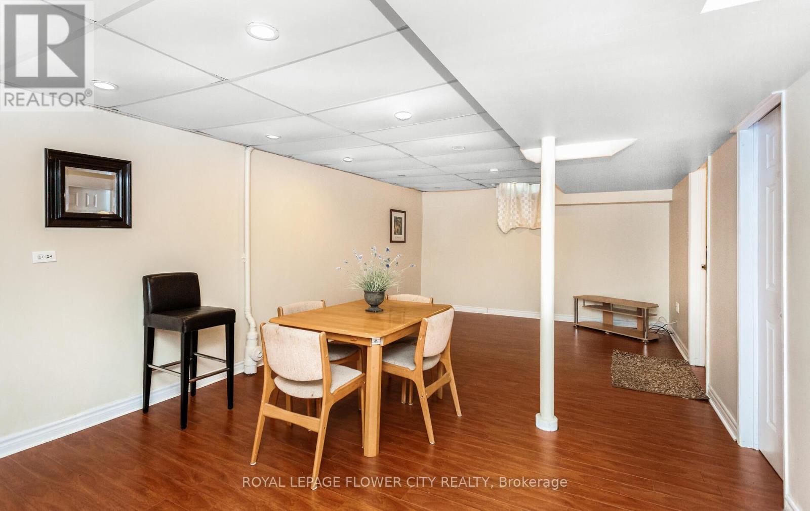 Photo 36 of 41 Chipstead Avenue, Brampton ON