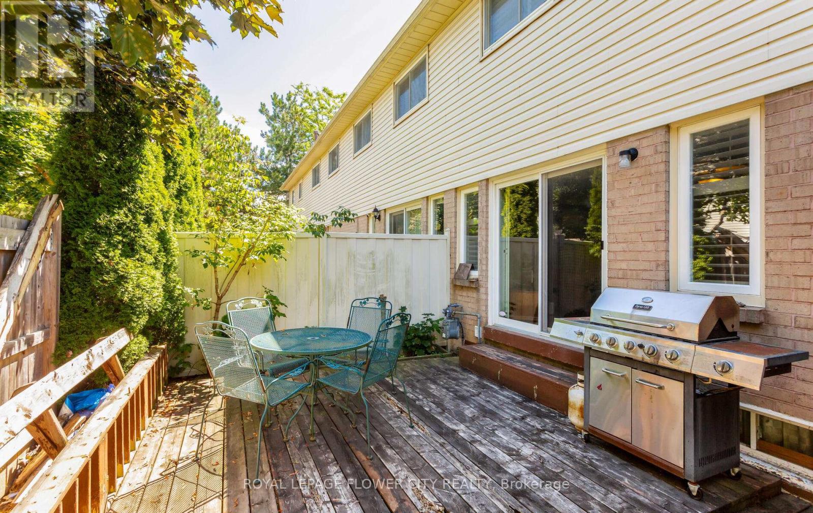 Photo 46 of 41 Chipstead Avenue, Brampton ON