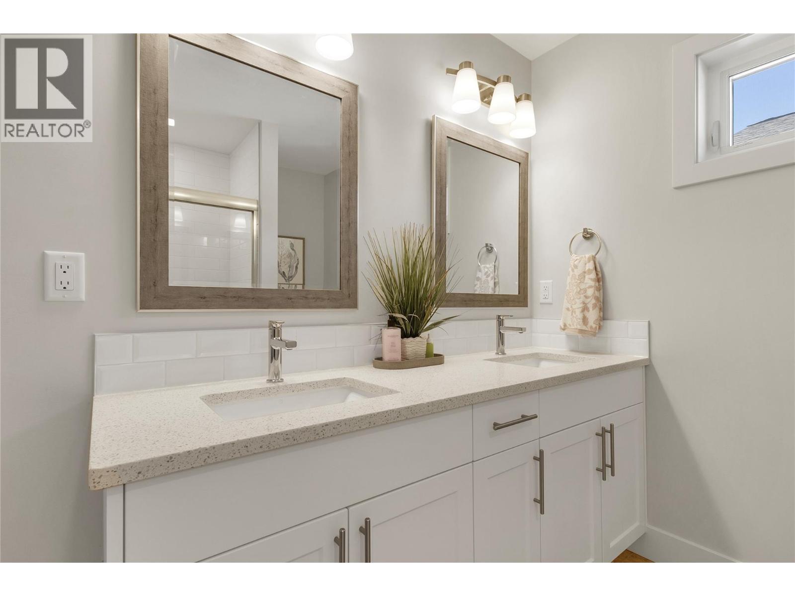 #27 6635 TRONSON ROAD - 27