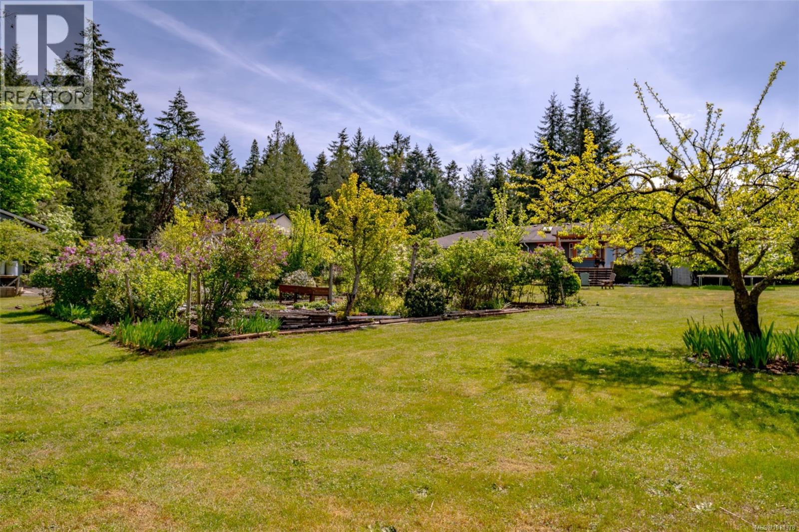 Photo 59 of 6861 Wayne Pl, Lantzville BC