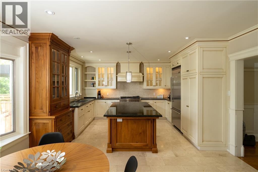 Photo 21 of 136 Humbercrest Boulevard, Toronto ON