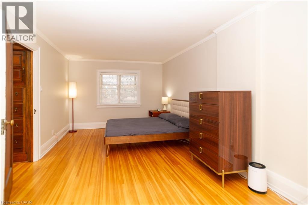 Photo 14 of 136 Humbercrest Boulevard, Toronto ON