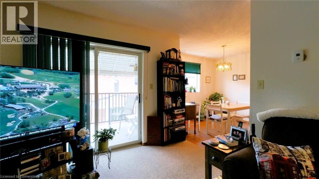 Photo 14 of 470 Elizabeth Street E, Listowel ON