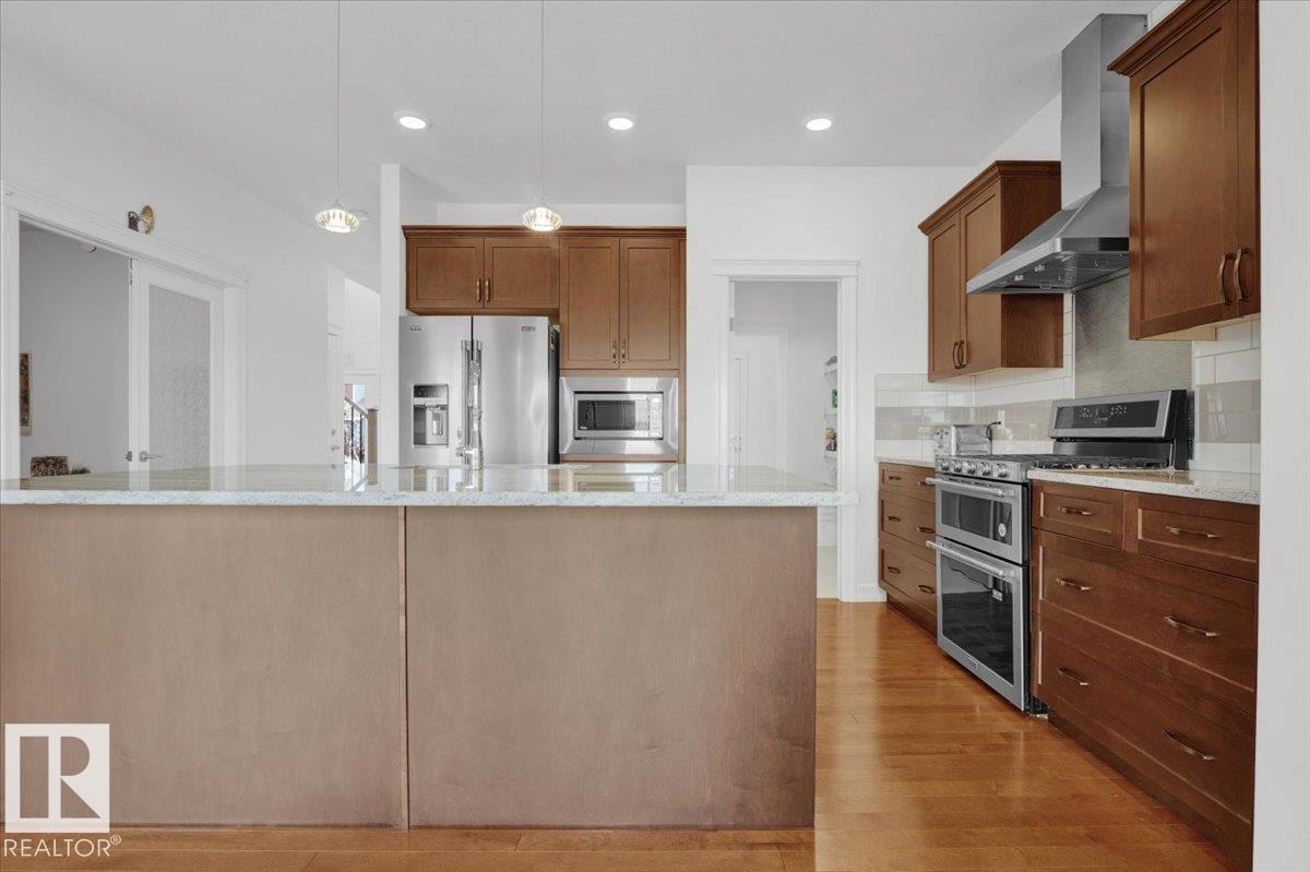 Photo 15 of 620 42 St Sw, Edmonton AB