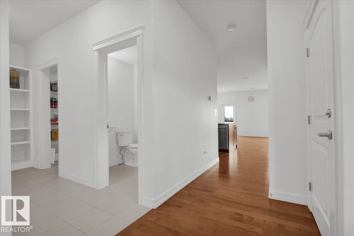 Photo 10 of 620 42 St Sw, Edmonton AB