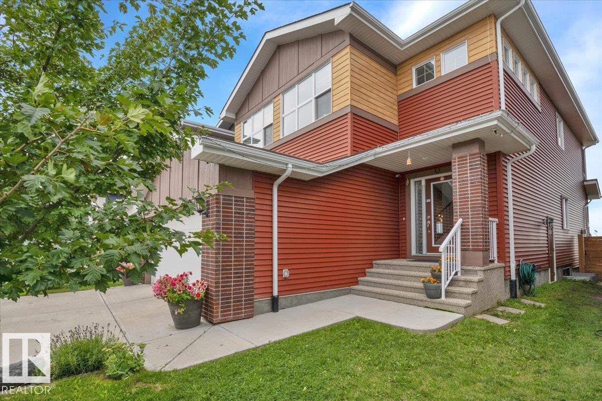 Photo 14 of 620 42 St Sw, Edmonton AB