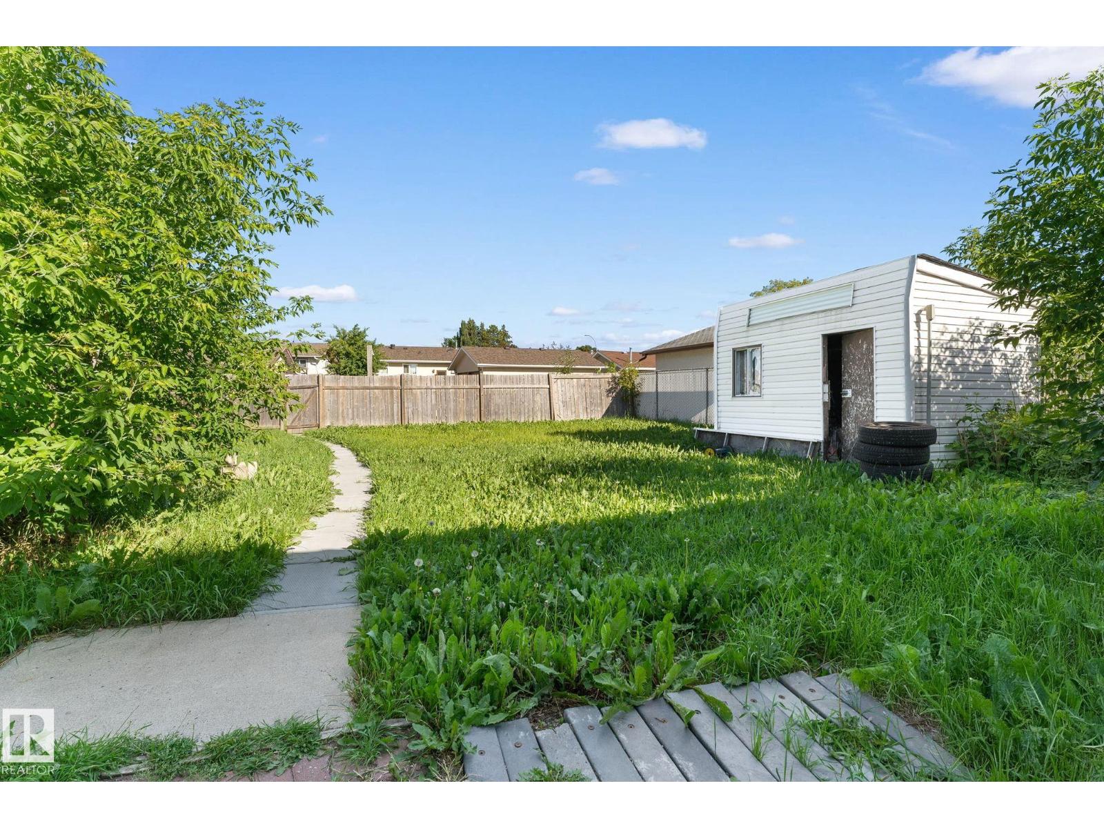 Photo 36 of 363 Knottwood Rd W Nw, Edmonton AB