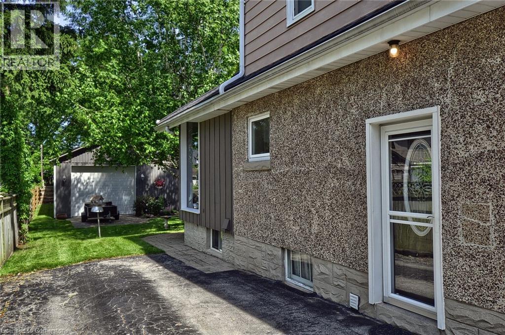 Photo 26 of 199 1 2 Dundas Lane, Cambridge ON