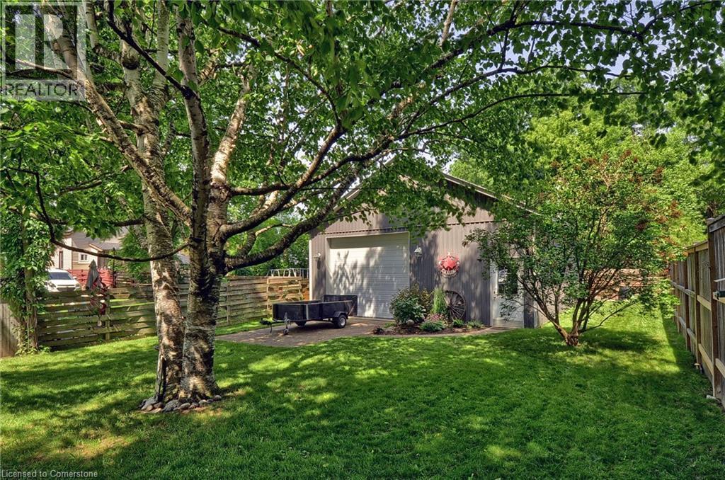 Photo 22 of 199 1 2 Dundas Lane, Cambridge ON