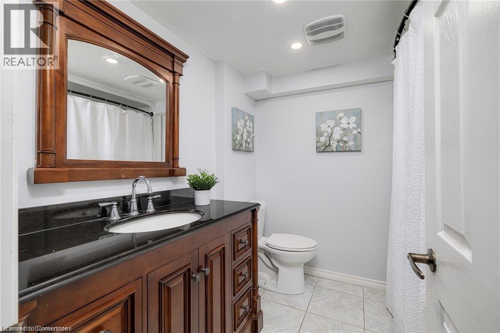 Photo 28 of 95 Avonmore Crescent, Orangeville ON