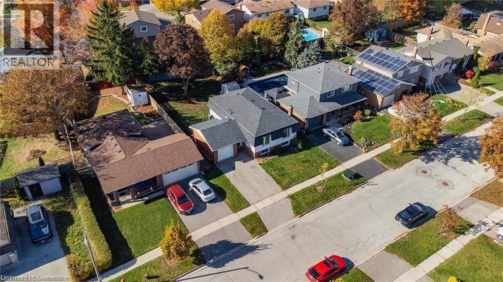 Photo 32 of 95 Avonmore Crescent, Orangeville ON