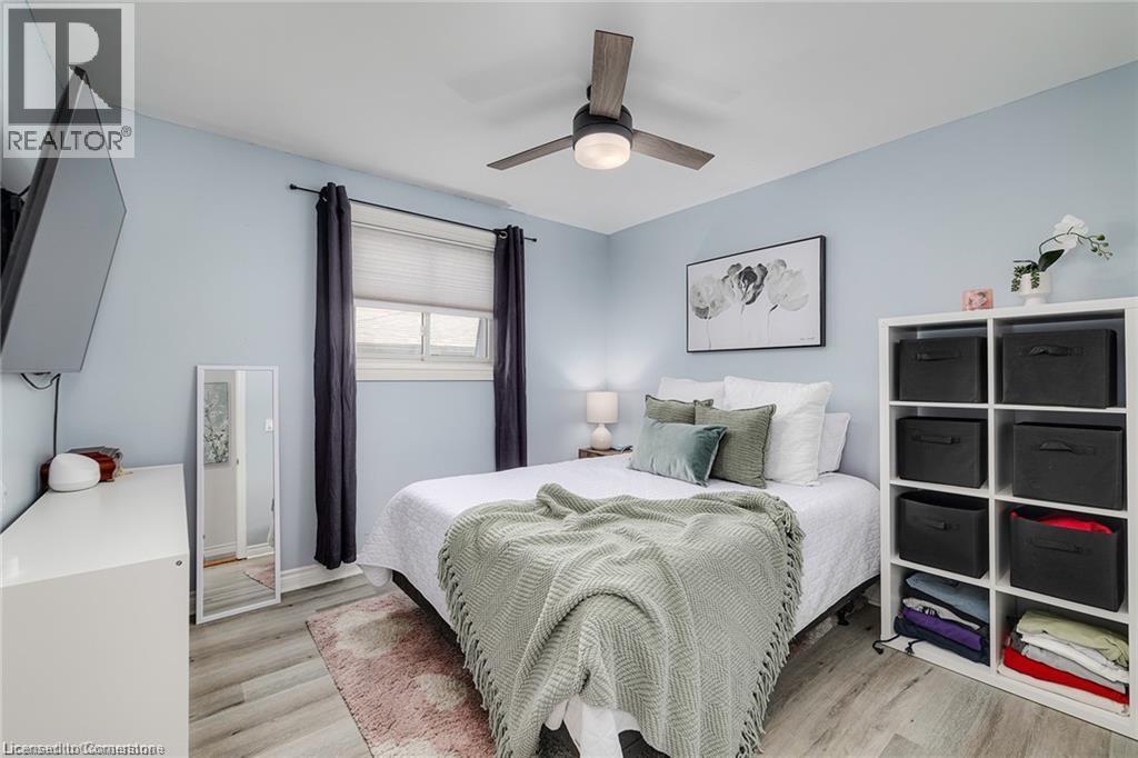 Photo 15 of 95 Avonmore Crescent, Orangeville ON