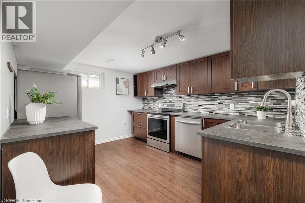 Photo 23 of 95 Avonmore Crescent, Orangeville ON