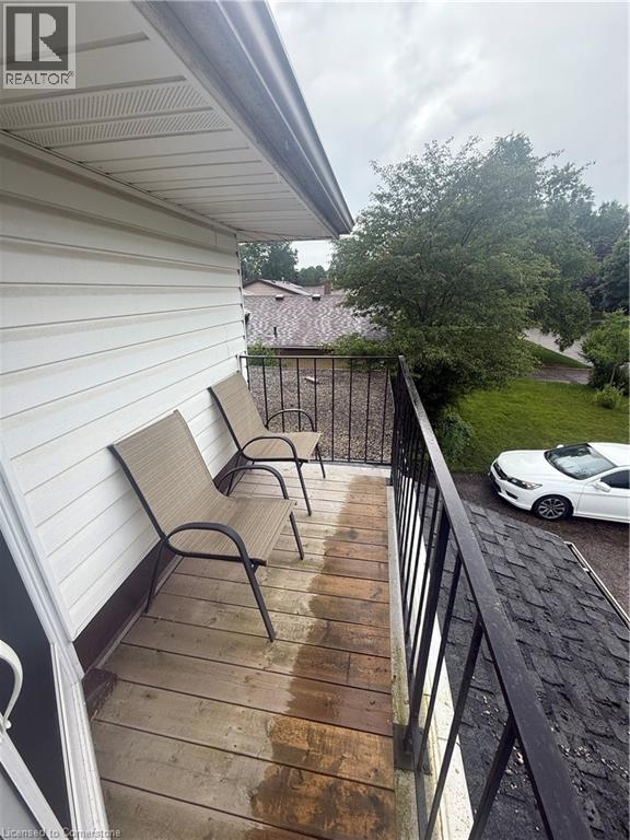 Photo 7 of 1006 Nesbitt Crescent Unit A, Woodstock ON