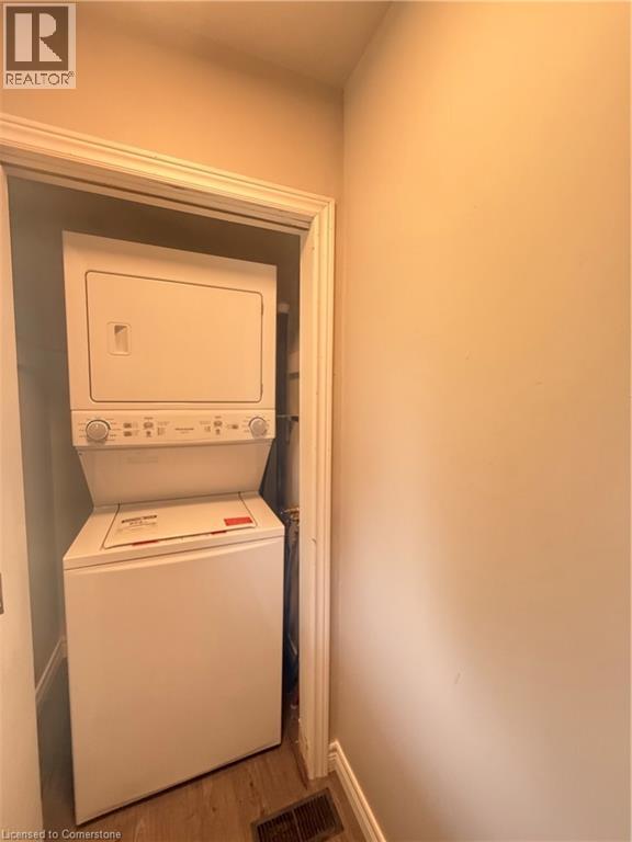 Photo 1 of 1006 Nesbitt Crescent Unit A, Woodstock ON