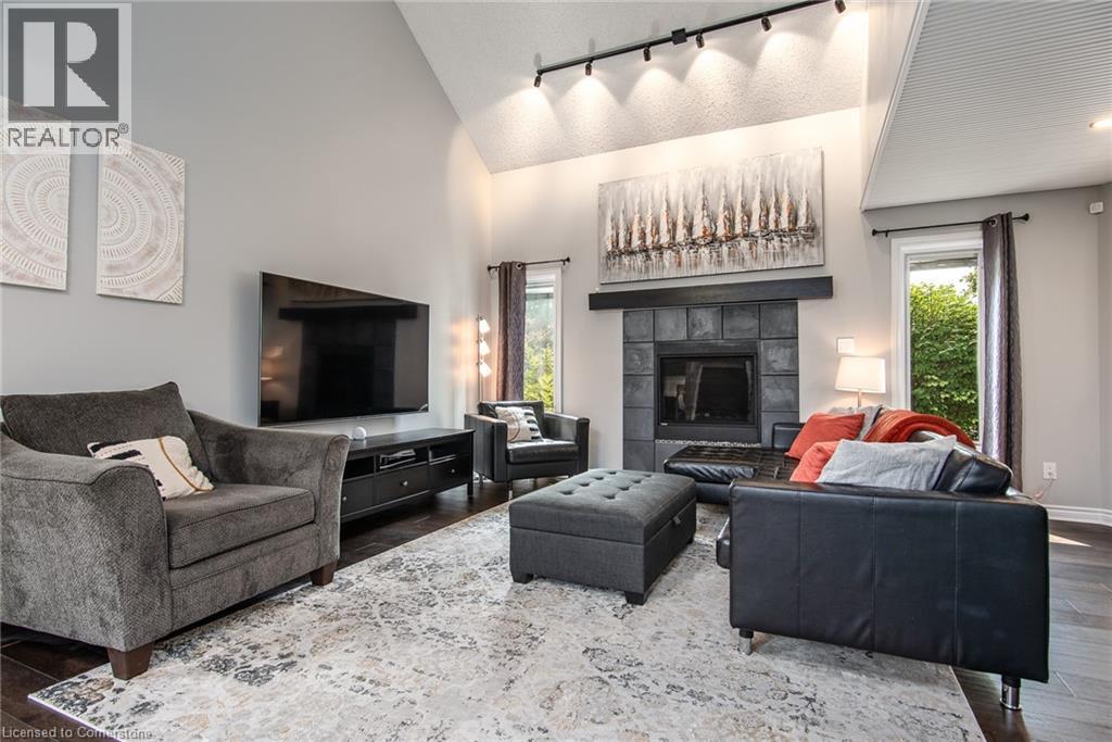 Photo 3 of 518 Baringham Place, Waterloo ON