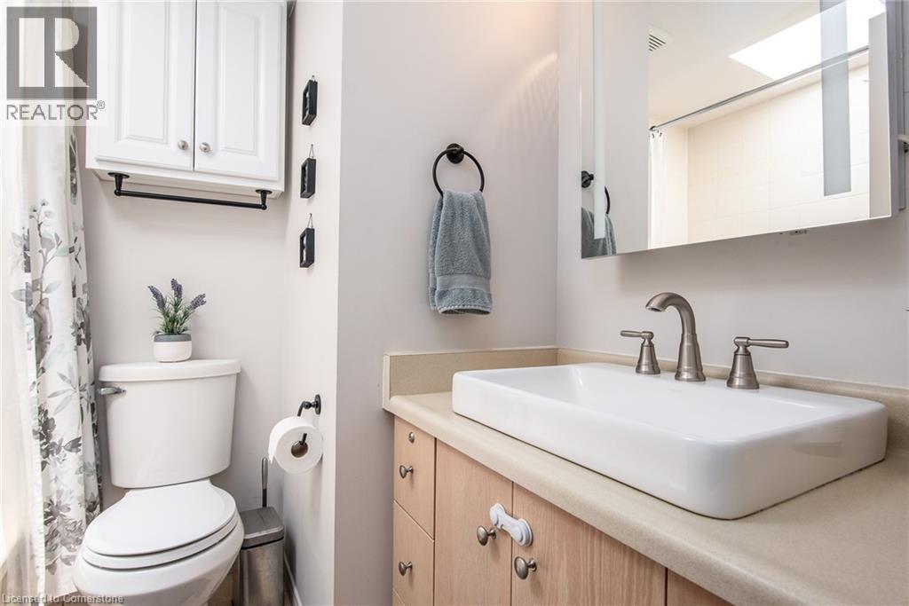 Photo 23 of 518 Baringham Place, Waterloo ON