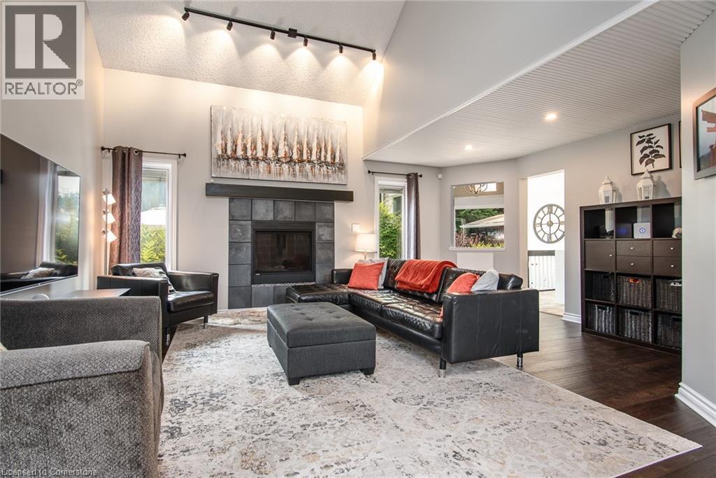 Photo 4 of 518 Baringham Place, Waterloo ON