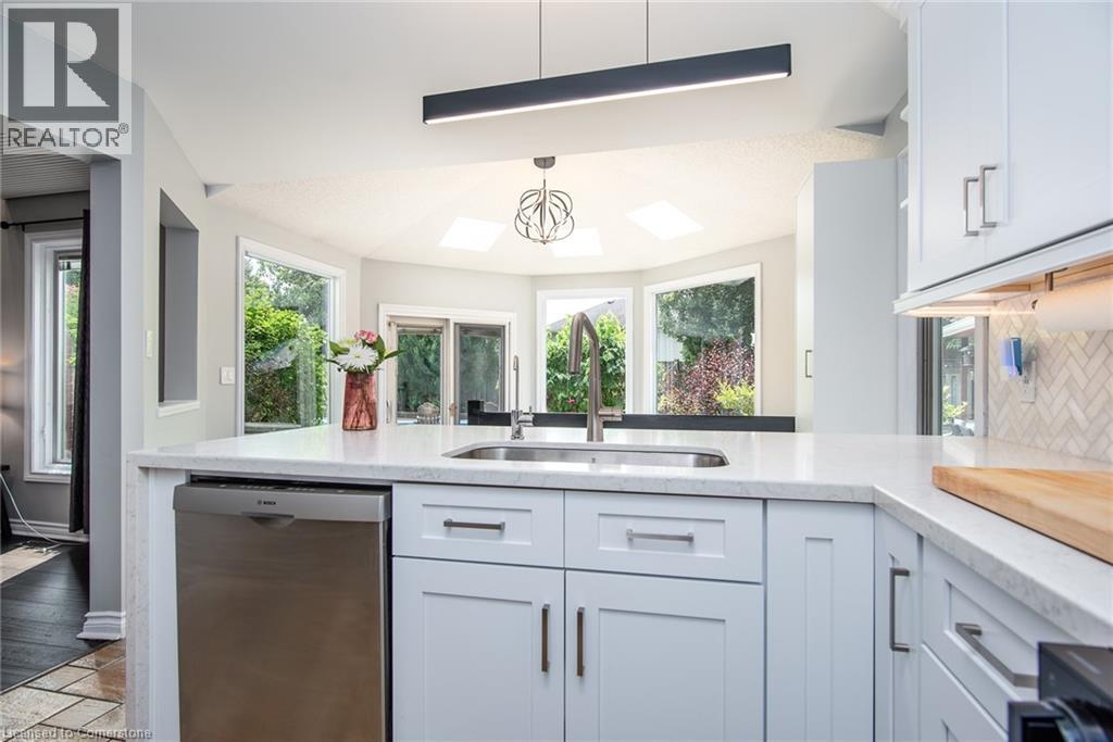 Photo 12 of 518 Baringham Place, Waterloo ON