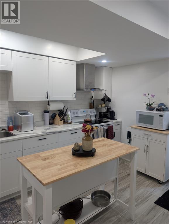 Photo 4 of 25 Courtland Avenue E Unit Basement, Kitchener ON