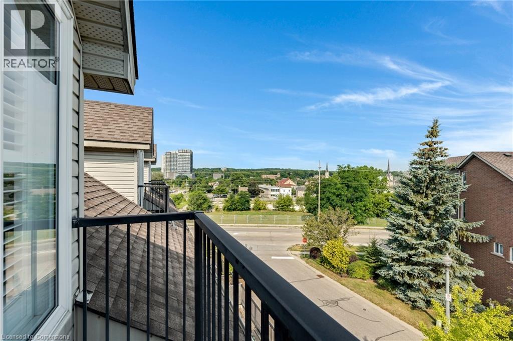 Photo 35 of 16 Bruce Street, Cambridge ON