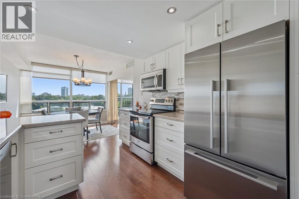 Photo 6 of 6 Willow Street Unit 704, Waterloo ON