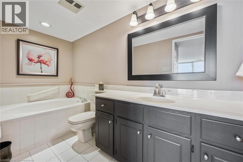 Photo 28 of 6 Willow Street Unit 704, Waterloo ON