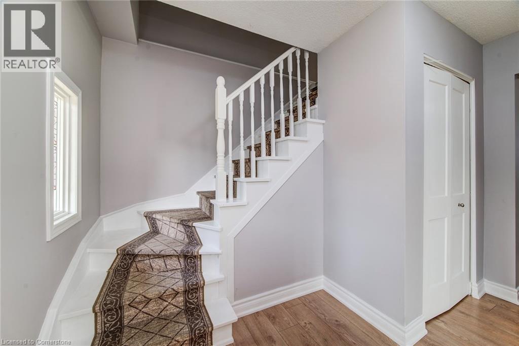Photo 21 of 204 Country Hill Drive, Kitchener ON