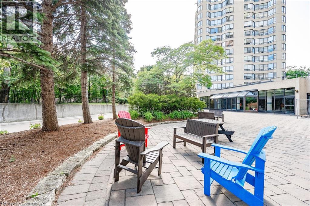 Photo 10 of 6 Willow Street Unit 704, Waterloo ON