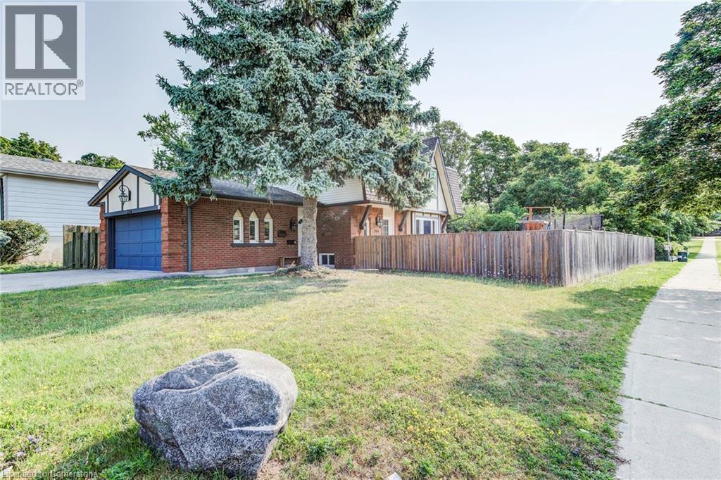 Photo 6 of 204 Country Hill Drive, Kitchener ON