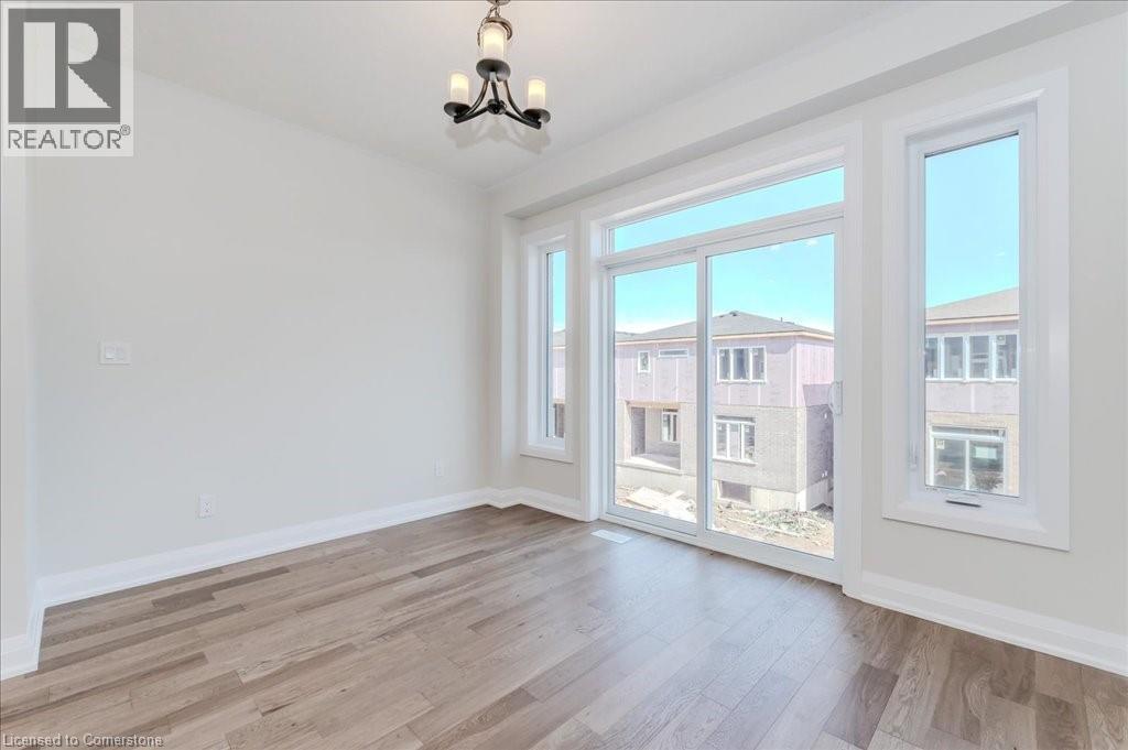 Photo 7 of 552 Balsam Poplar Street, Waterloo ON