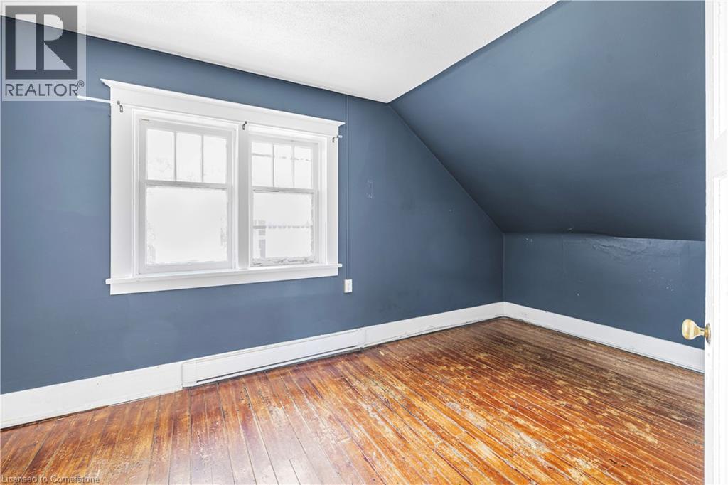 Photo 14 of 349 Luella Street, Kitchener ON