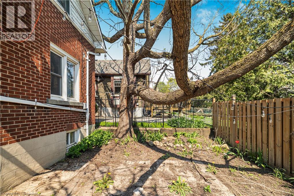 Photo 13 of 349 Luella Street, Kitchener ON