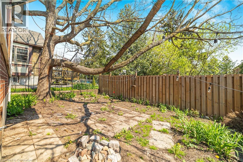 Photo 17 of 349 Luella Street, Kitchener ON