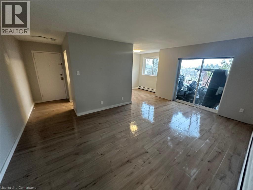 Photo 9 of 705 Glen Forrest Boulevard Unit 03, Waterloo ON