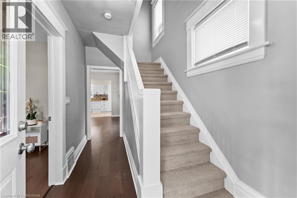 Photo 13 of 62 Garner Avenue, Welland ON