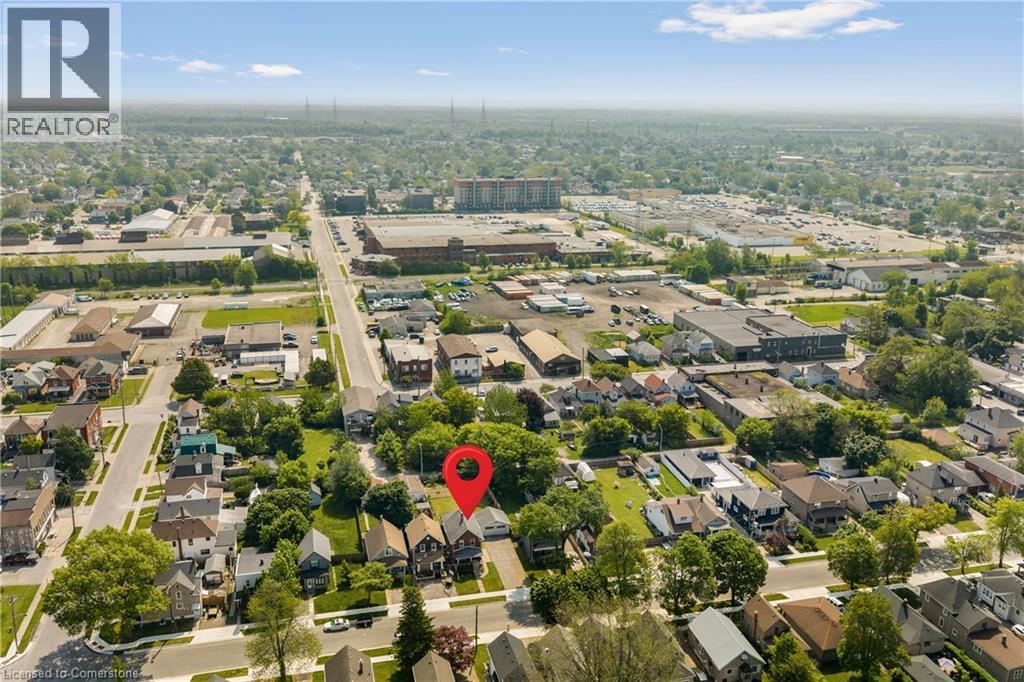 Photo 30 of 62 Garner Avenue, Welland ON