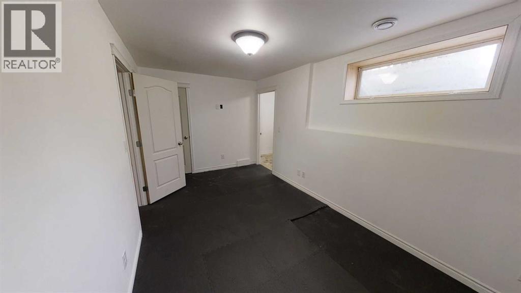 Photo 4 of 232 Pinnacle Drive, Grande Prairie AB