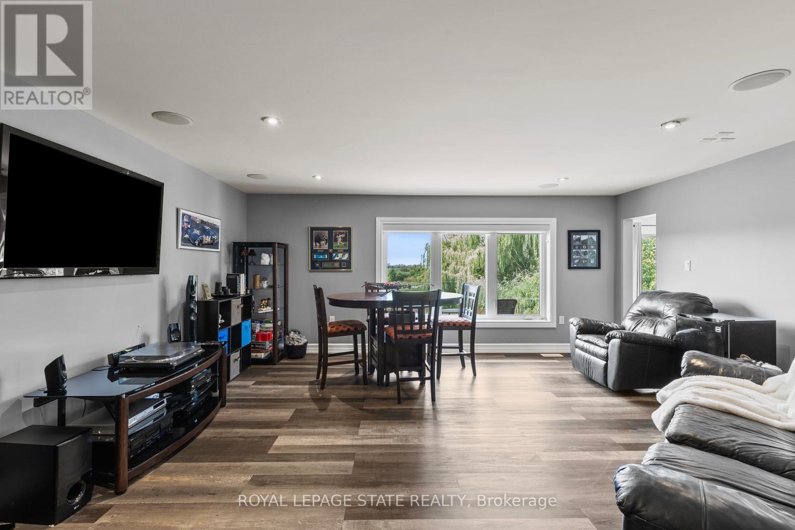 Photo 19 of 43 Third Road E, Hamilton ON