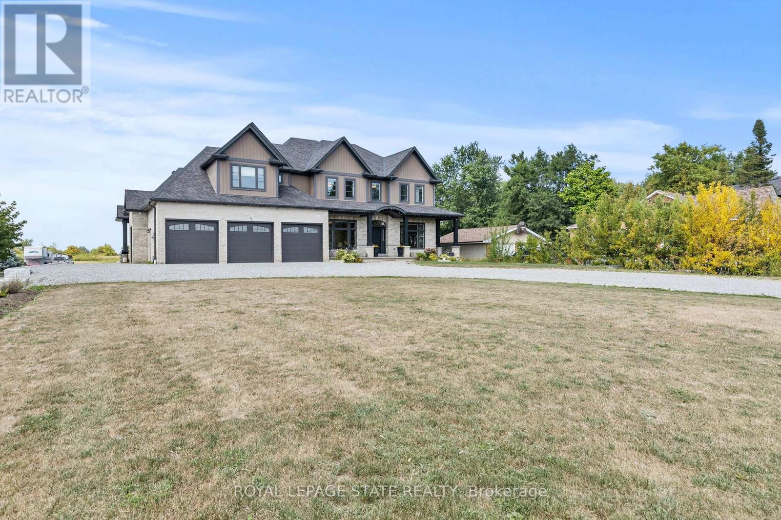 Photo 7 of 43 Third Road E, Hamilton ON