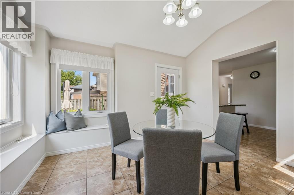 Photo 4 of 136 St Jerome Crescent, Kitchener ON
