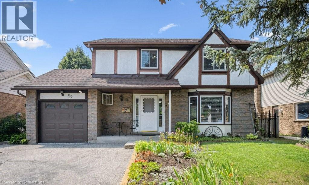 Photo 27 of 136 St Jerome Crescent, Kitchener ON